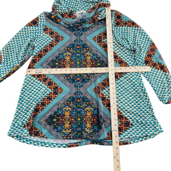 Living Doll 1X Geometric Pattern Tunic Top With Hood - Picture 3 of 6